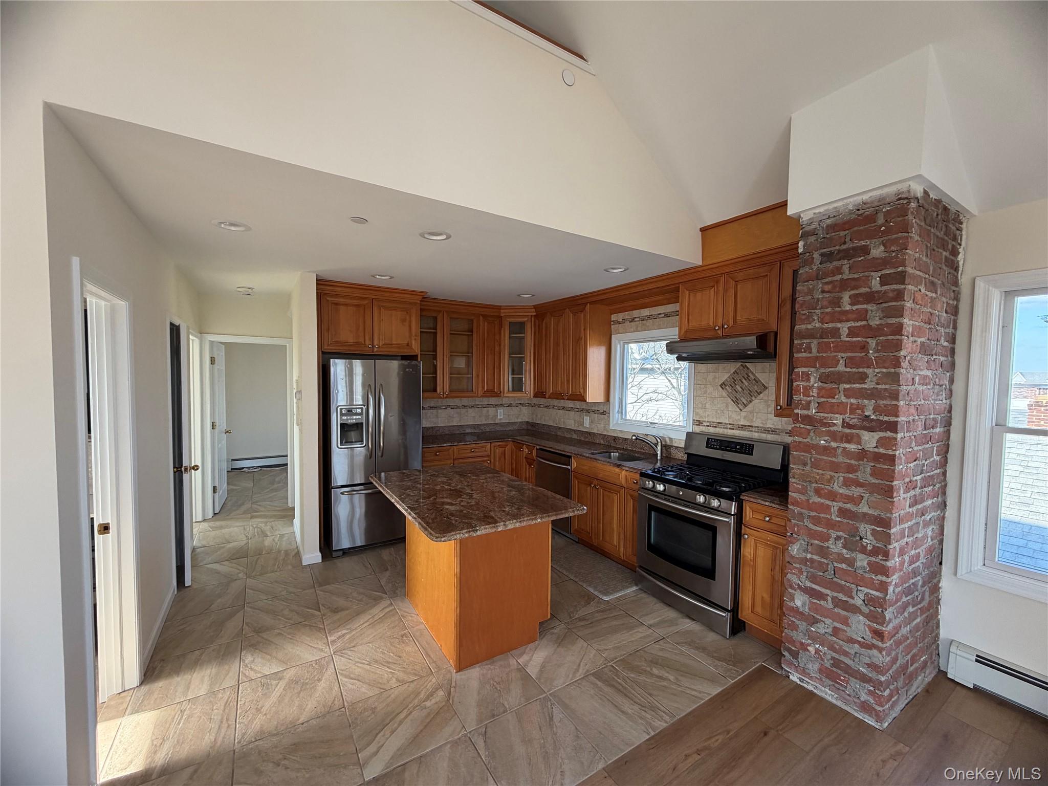 39 Indiana Avenue, Unit 2 photo 14