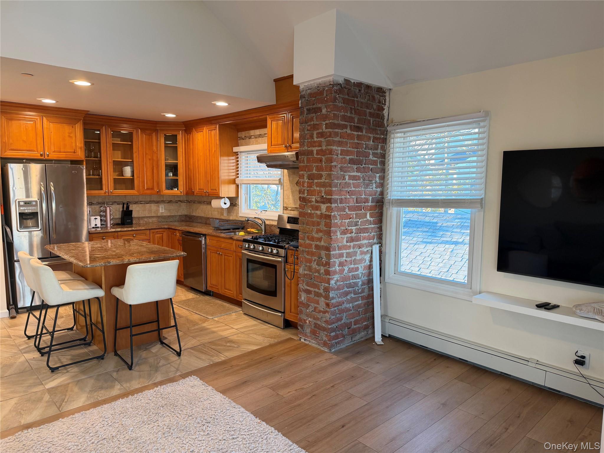 39 Indiana Avenue, Unit 2 photo 5