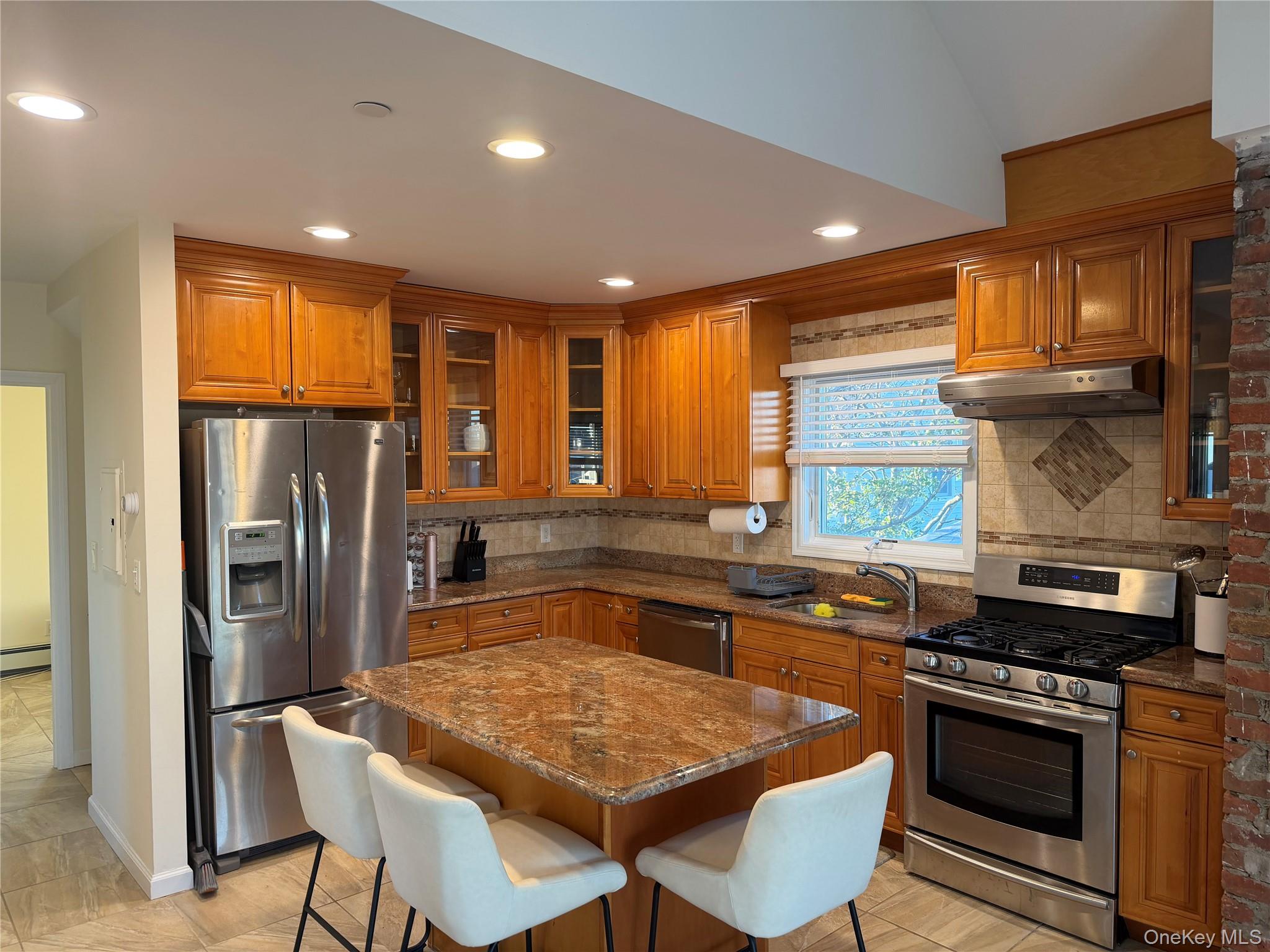 39 Indiana Avenue, Unit 2 photo 6