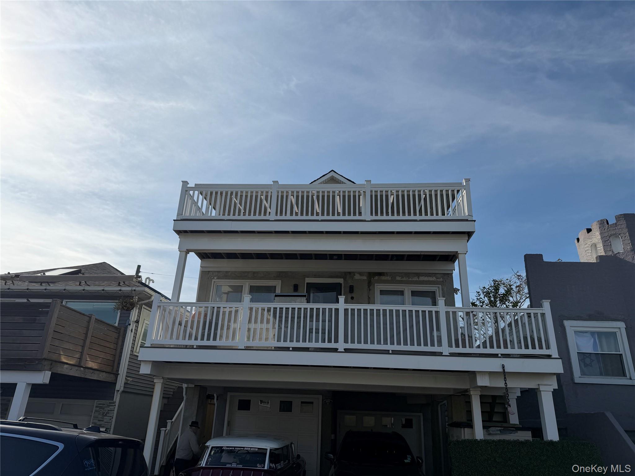 39 Indiana Avenue, Unit 2