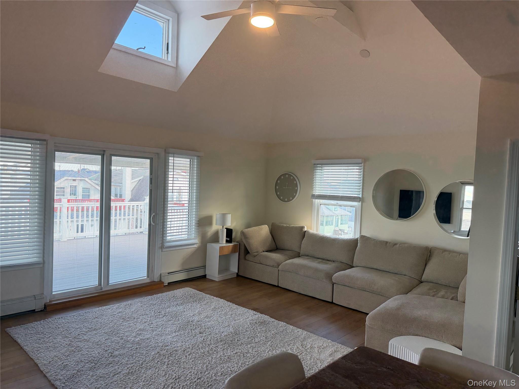 39 Indiana Avenue, Unit 2 photo 4
