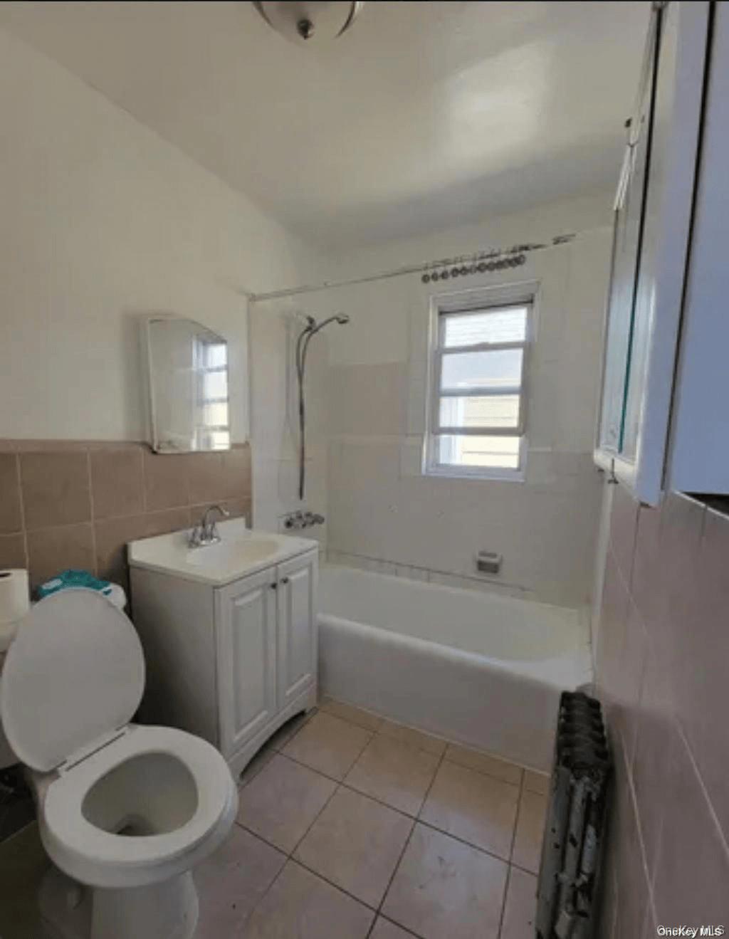 150-13 118th Avenue – For Rent photo 4