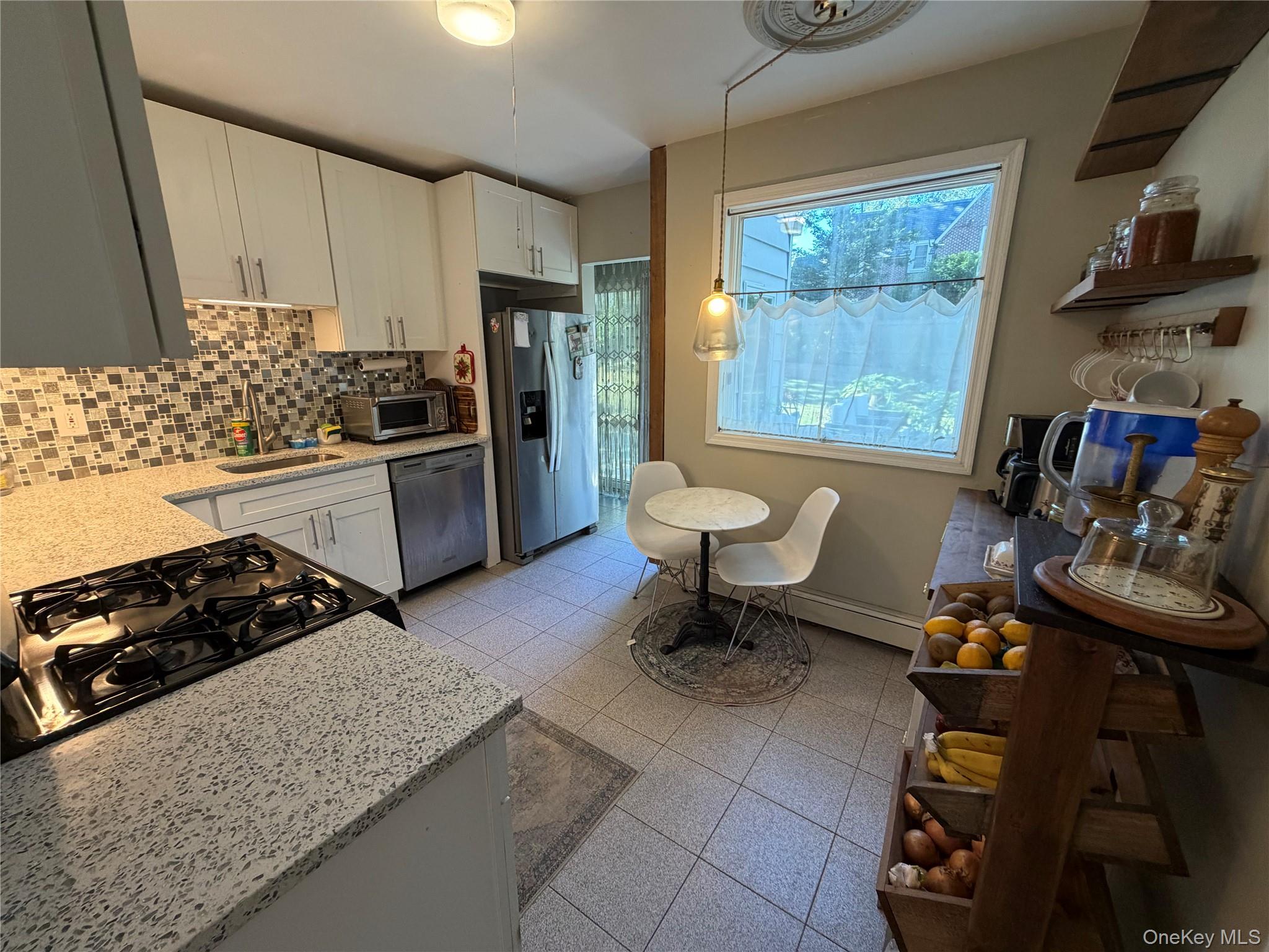 329 Grandview Boulevard – For Rent photo 14