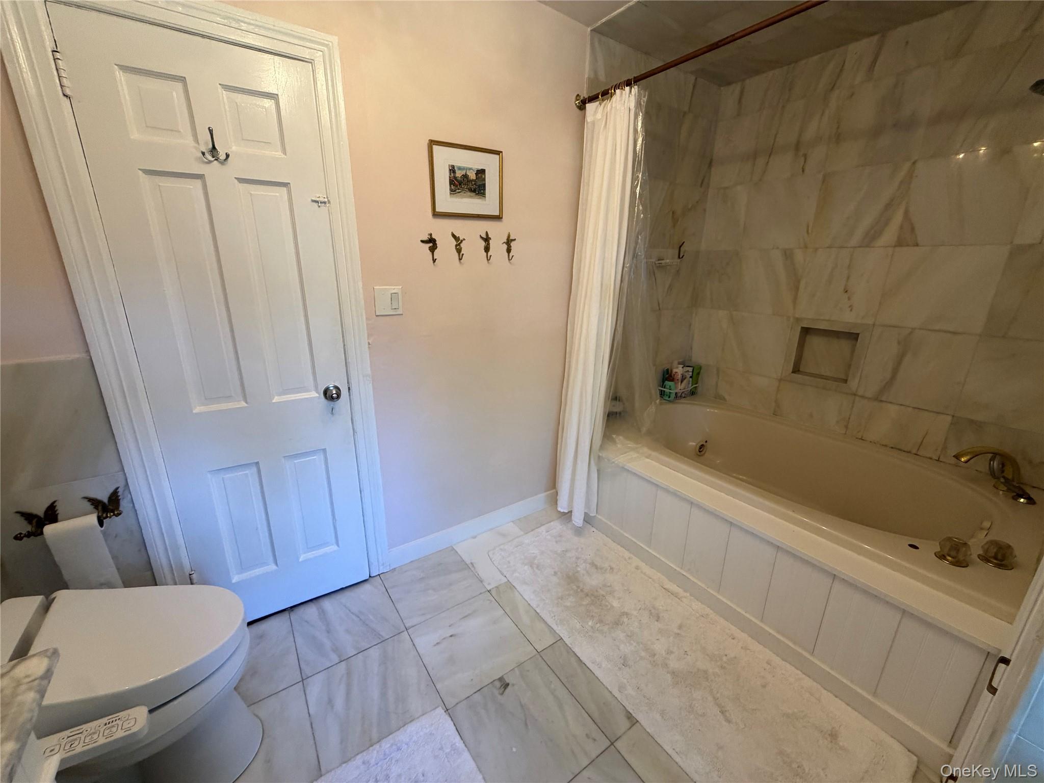 329 Grandview Boulevard – For Rent photo 29