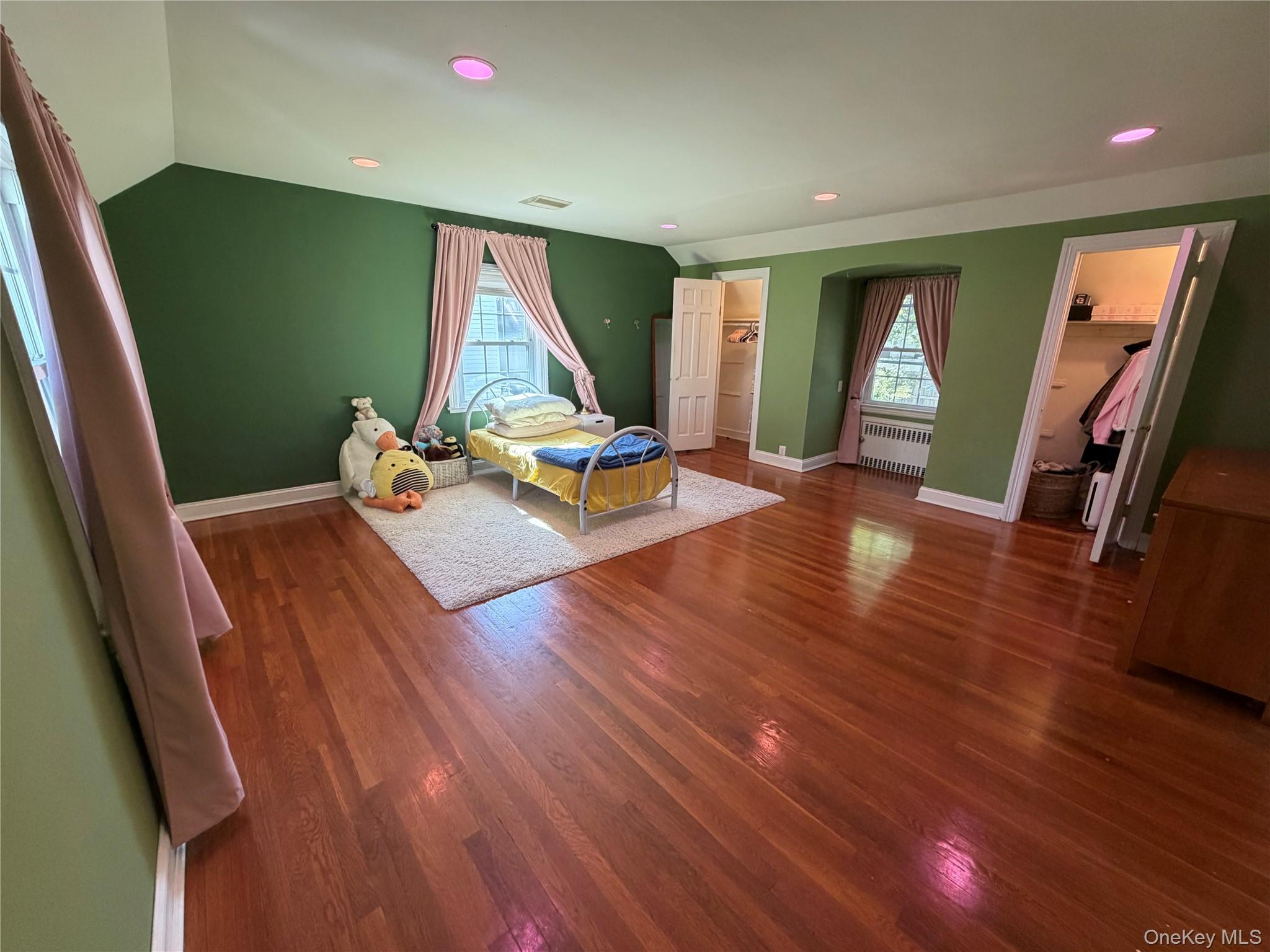 329 Grandview Boulevard – For Rent photo 30