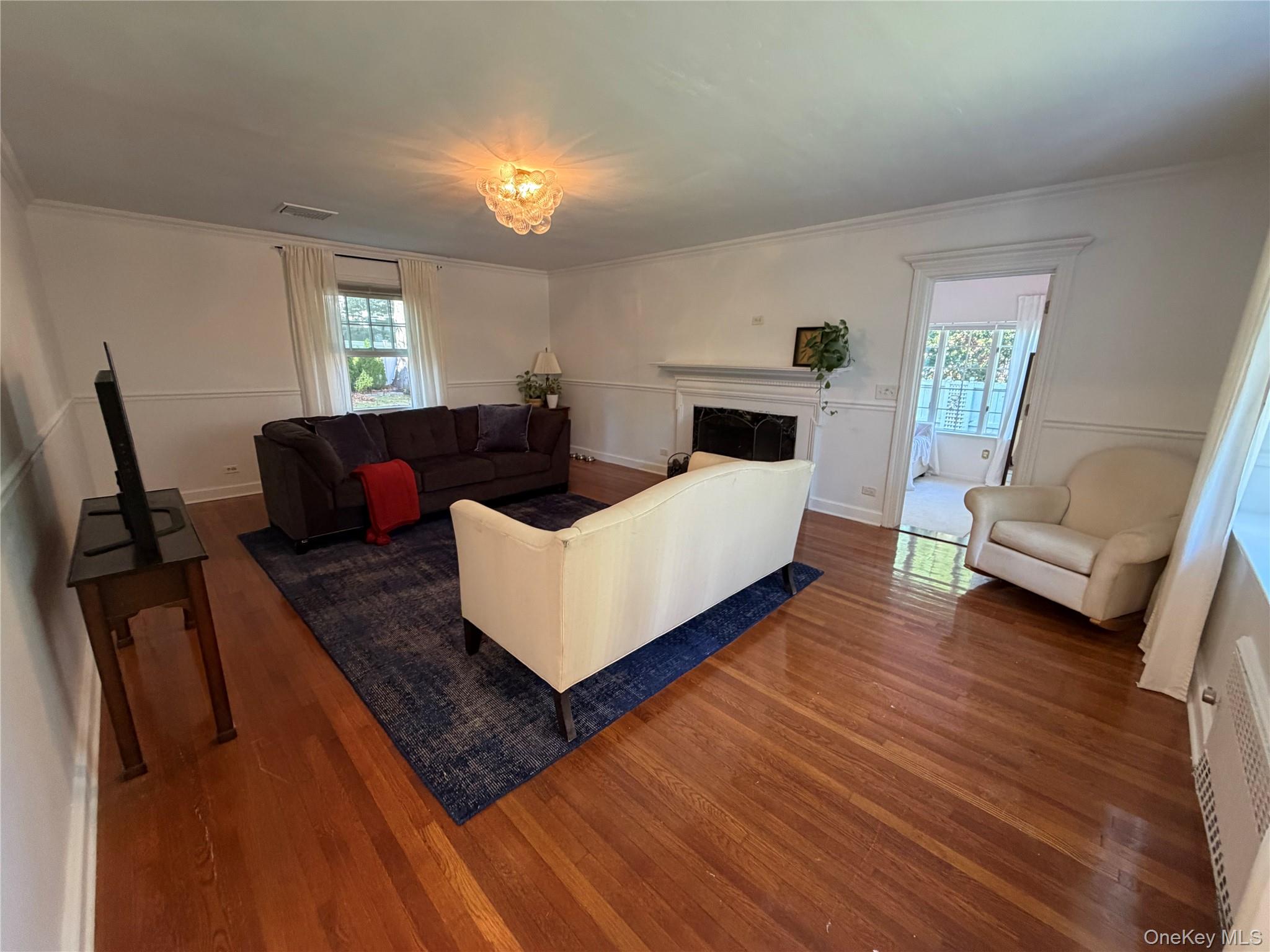 329 Grandview Boulevard – For Rent photo 8