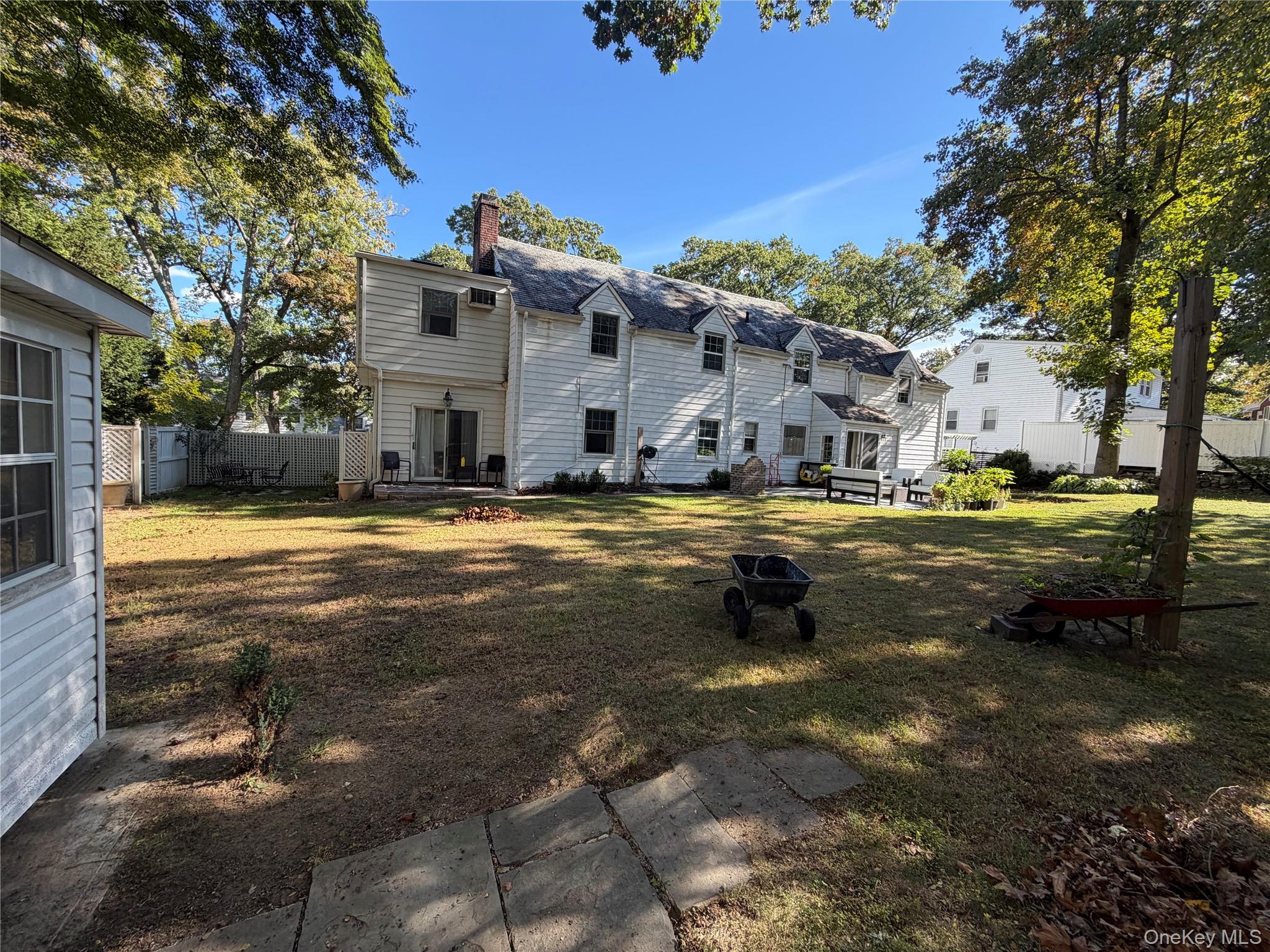 329 Grandview Boulevard – For Rent photo 35