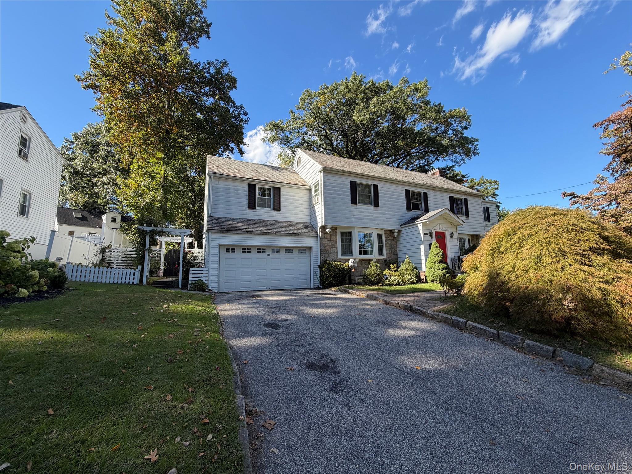 329 Grandview Boulevard – For Rent photo 36