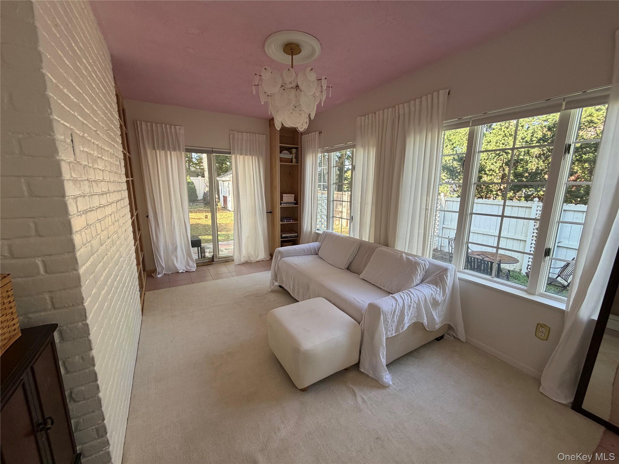 329 Grandview Boulevard – For Rent photo 9
