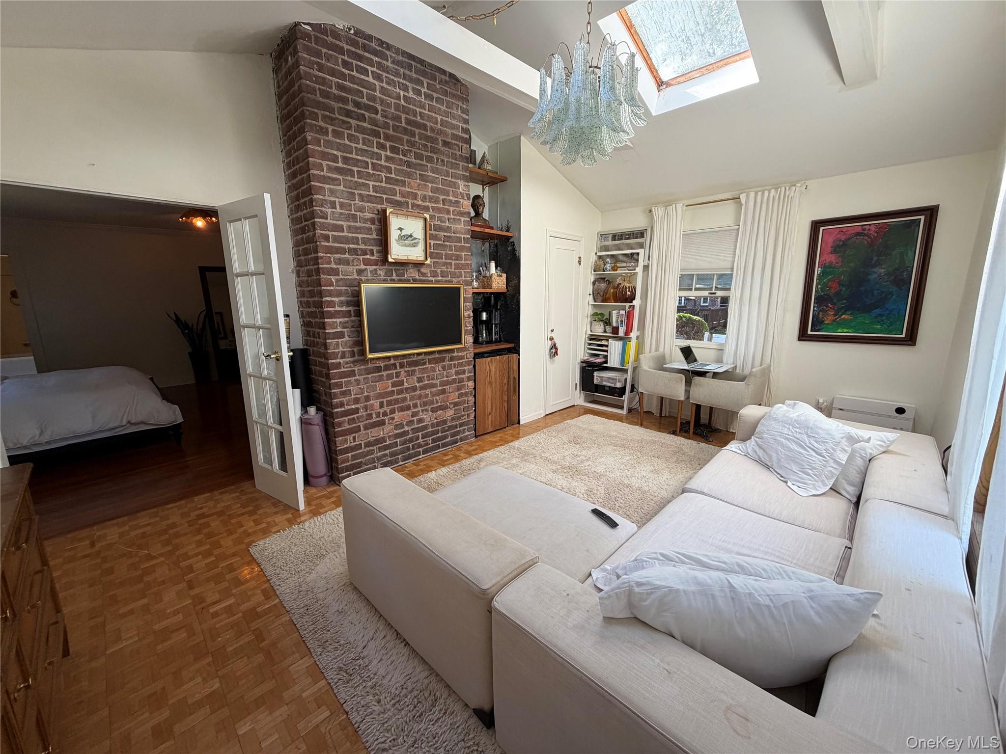 329 Grandview Boulevard – For Rent photo 25