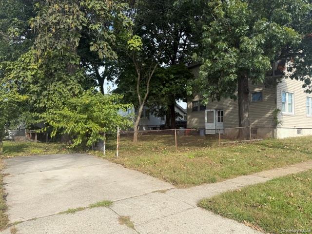 186 Rockaway Parkway – For Sale photo 3