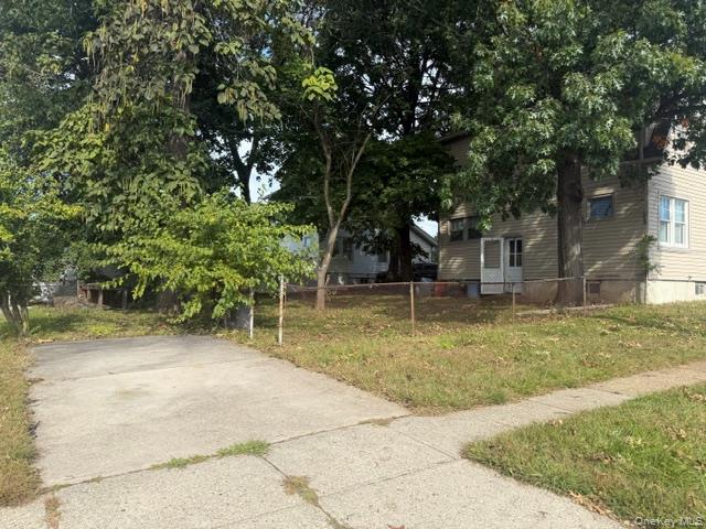 186 Rockaway Parkway – For Sale photo 4