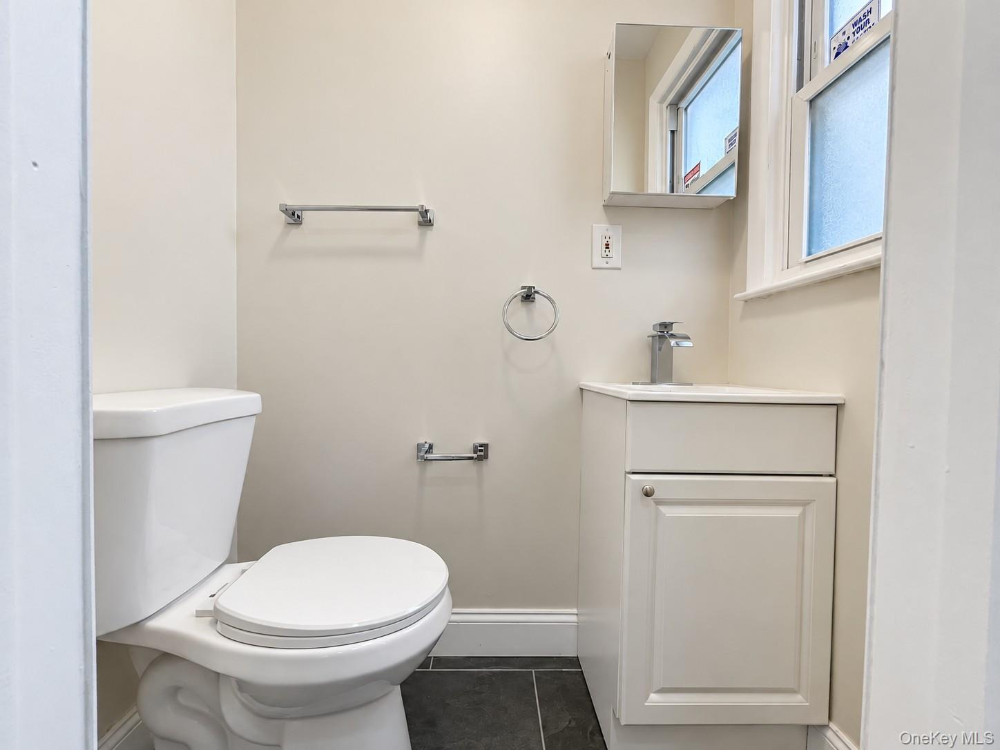 159 Elm Avenue, Unit 1 photo 11