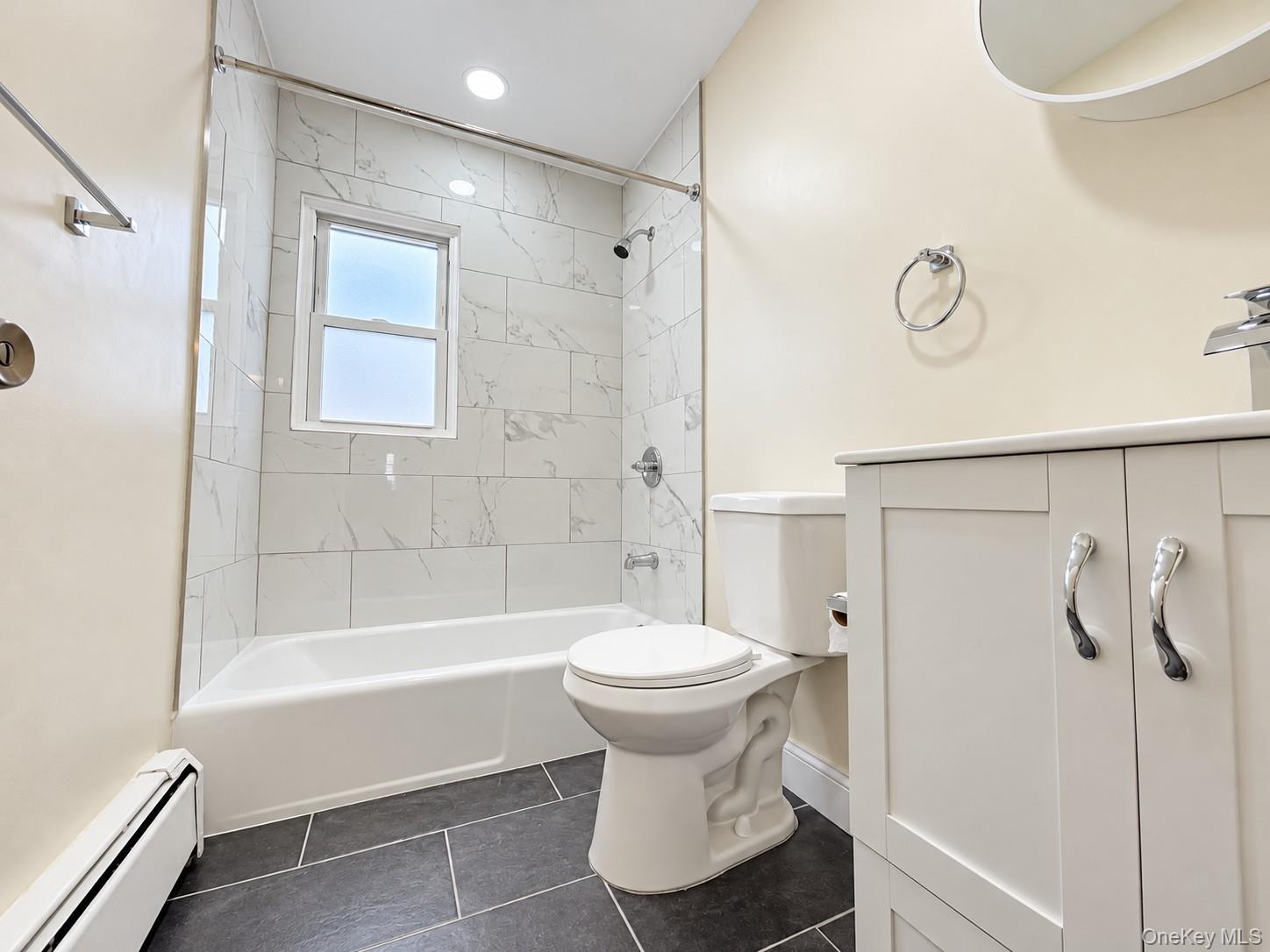 159 Elm Avenue, Unit 1 photo 10