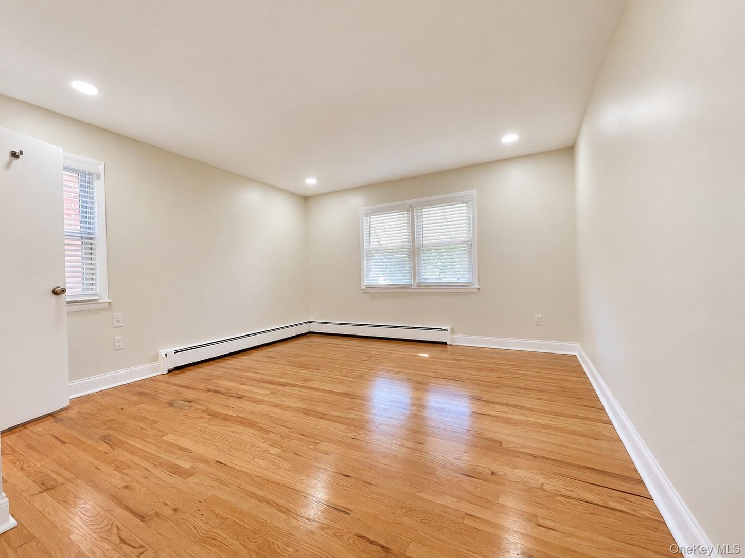 159 Elm Avenue, Unit 1 photo 9