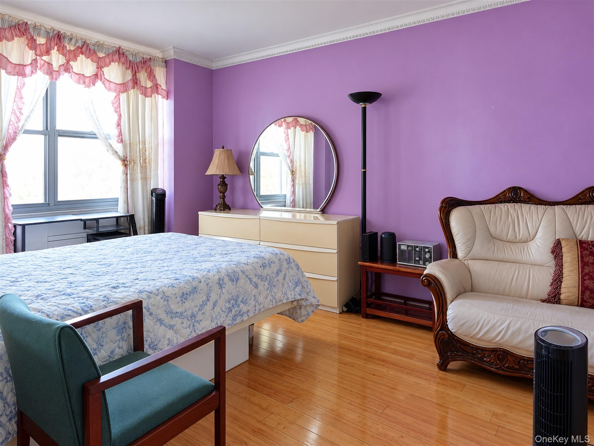 61-20 Grand Central Parkway, Unit C1102 photo 9