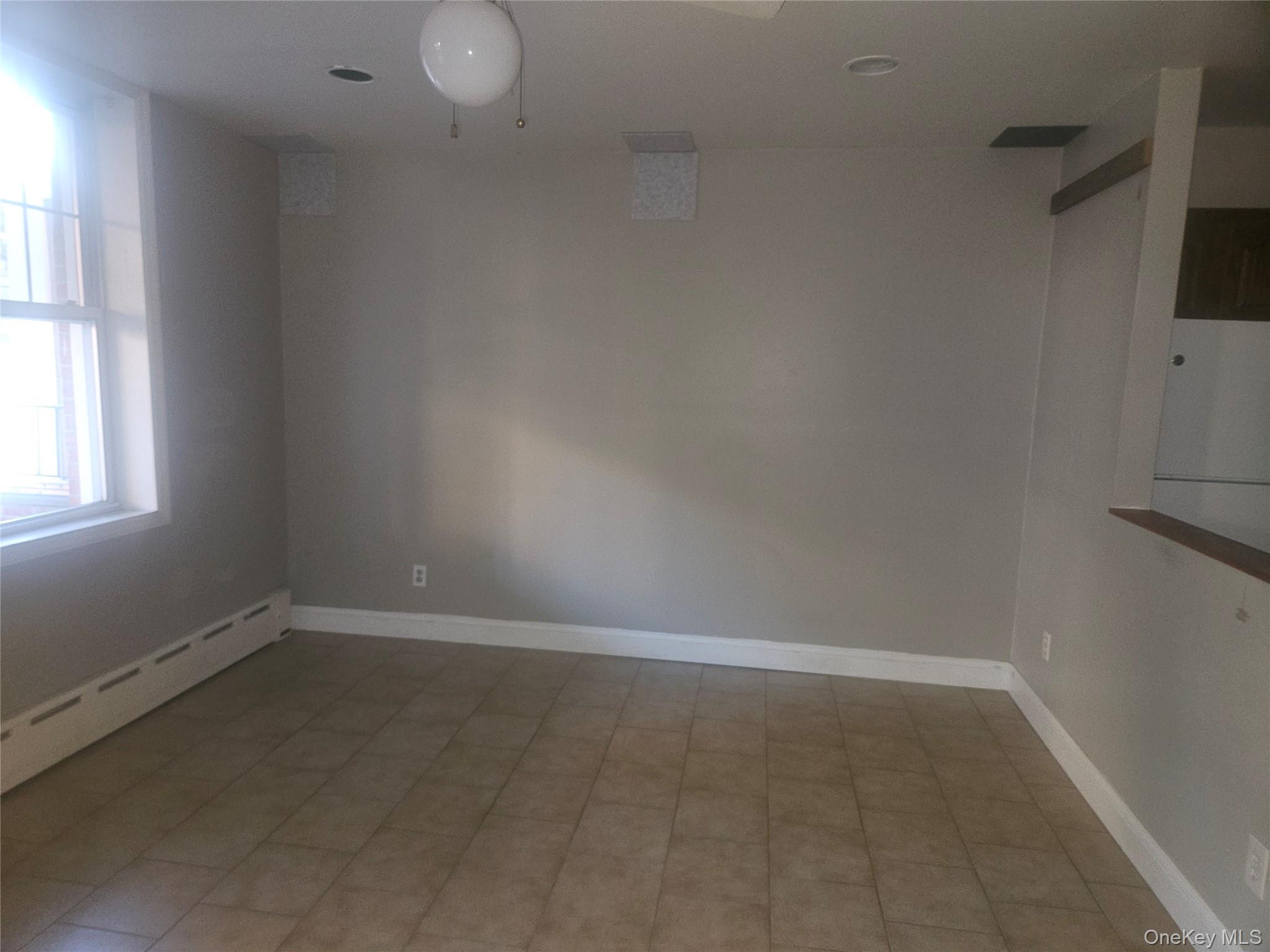 52 Main Street – For Rent photo 4