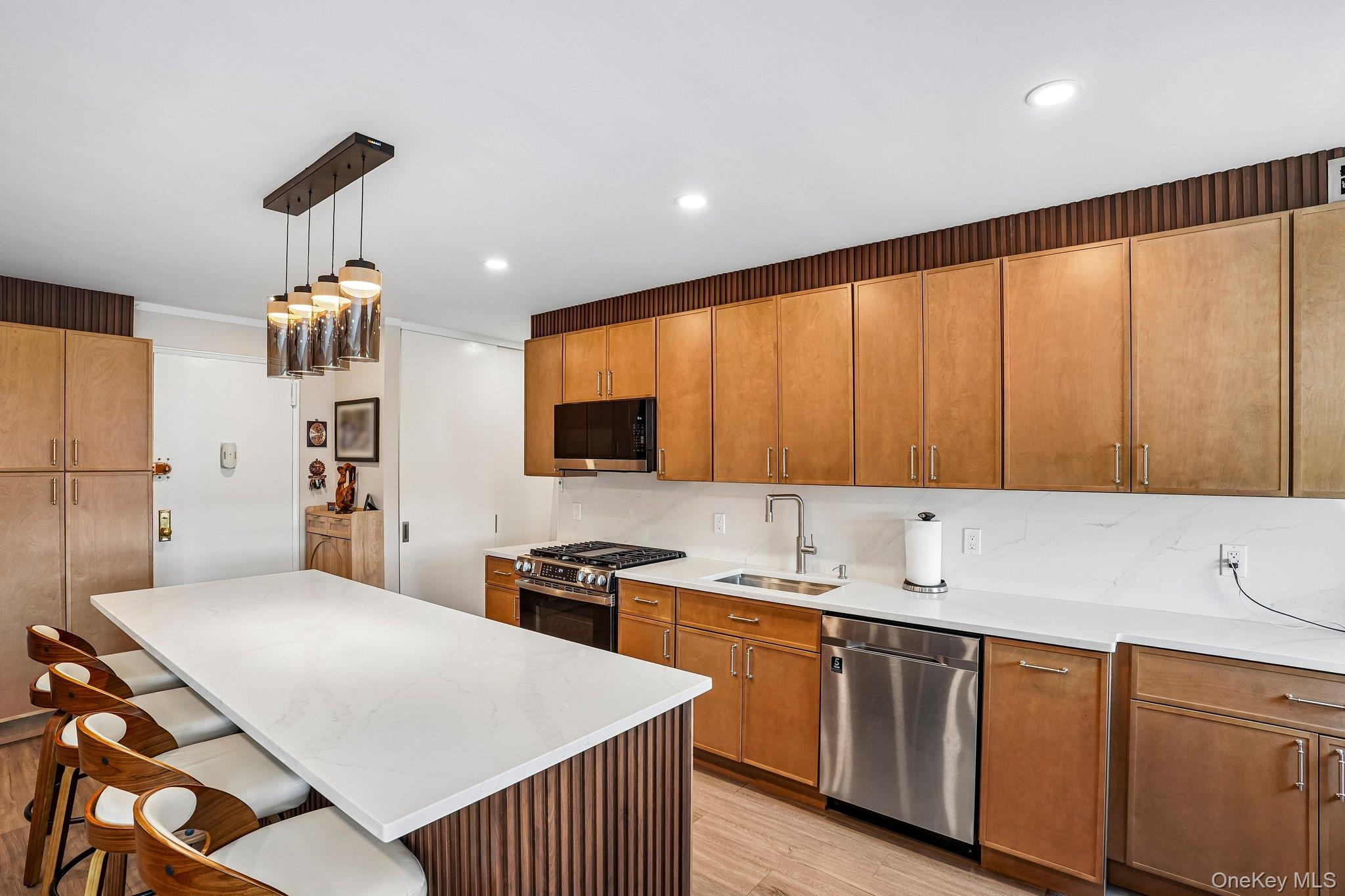 2 Bronxville Rd Rd, Unit 5D photo 16