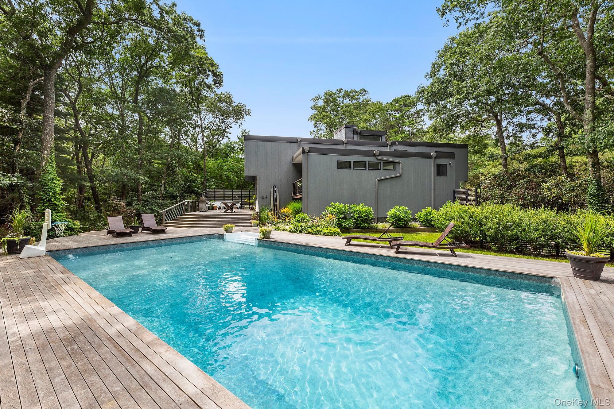 6 Woodland Way – For Rent photo 2