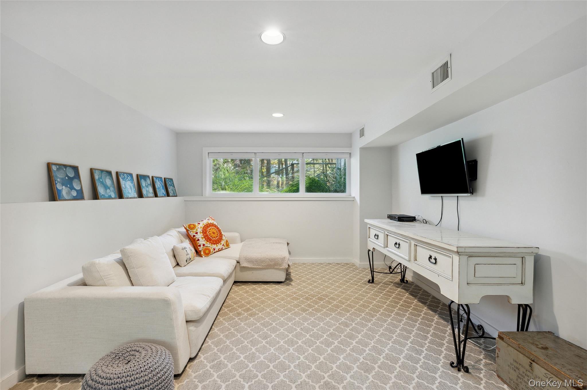 6 Woodland Way – For Rent photo 21