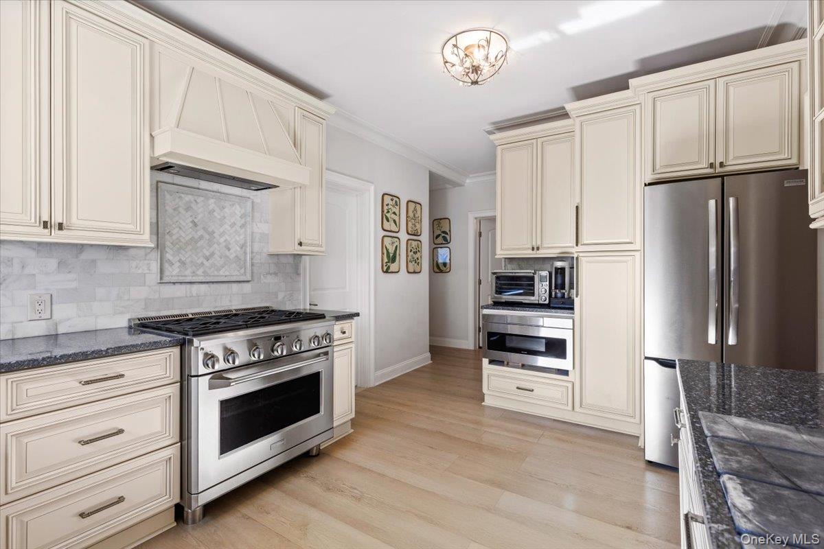 37 Madison Street, Unit 1 photo 11