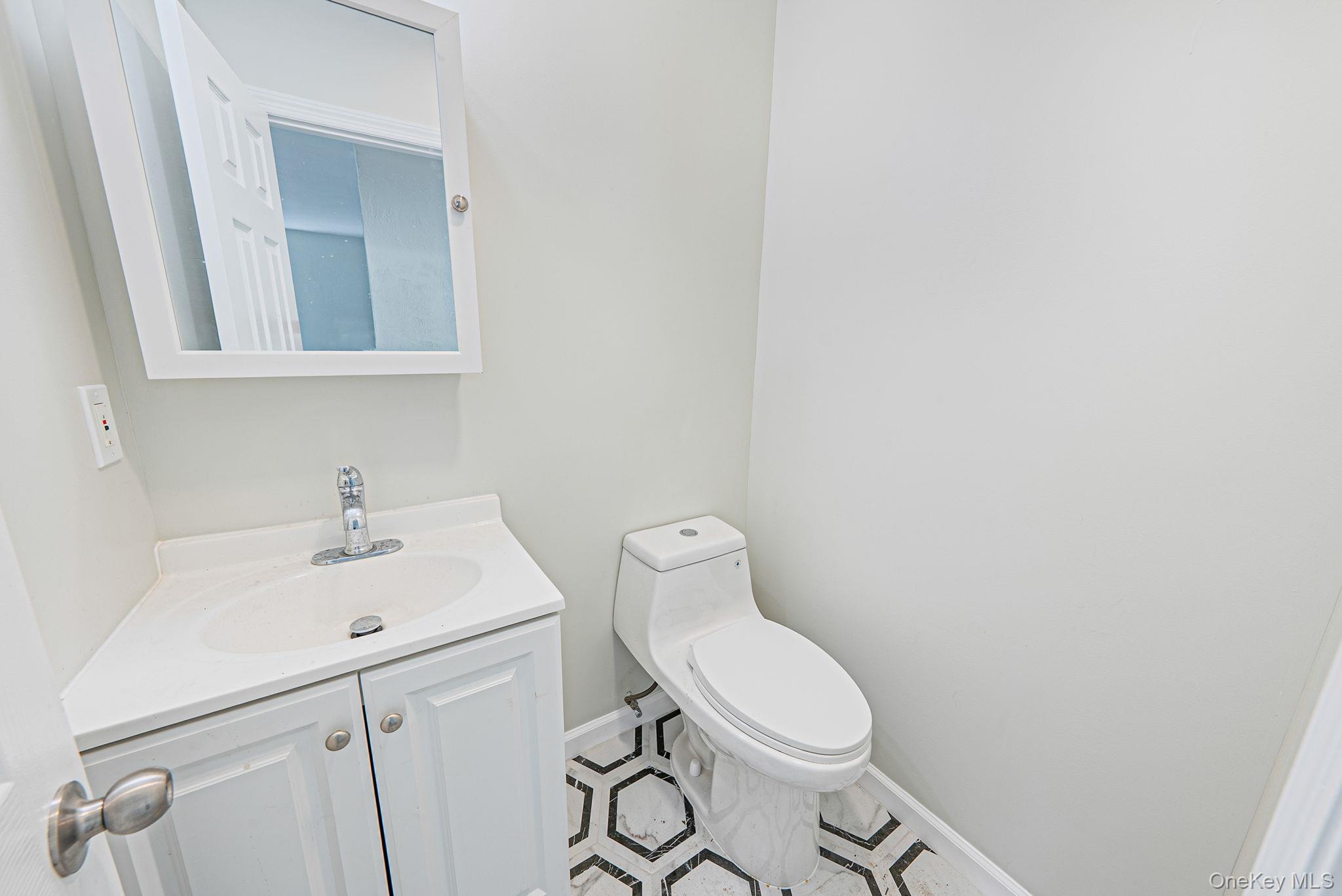 566 Stowe Avenue – For Sale photo 10