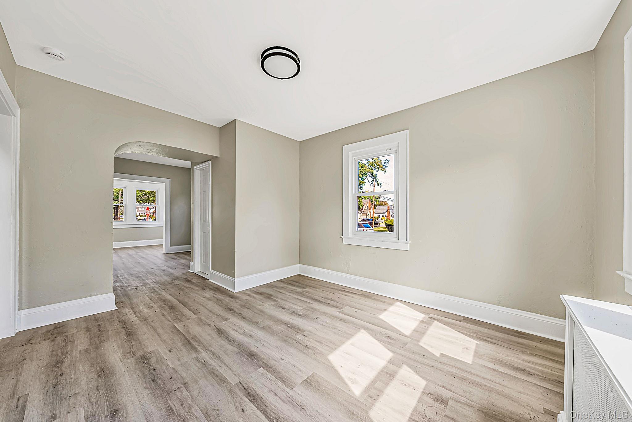 566 Stowe Avenue – For Sale photo 9