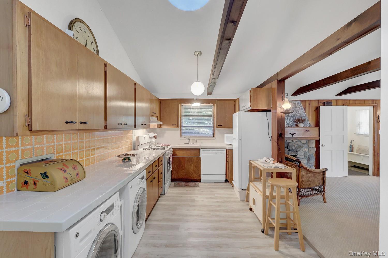 2 Lane I – For Sale photo 23