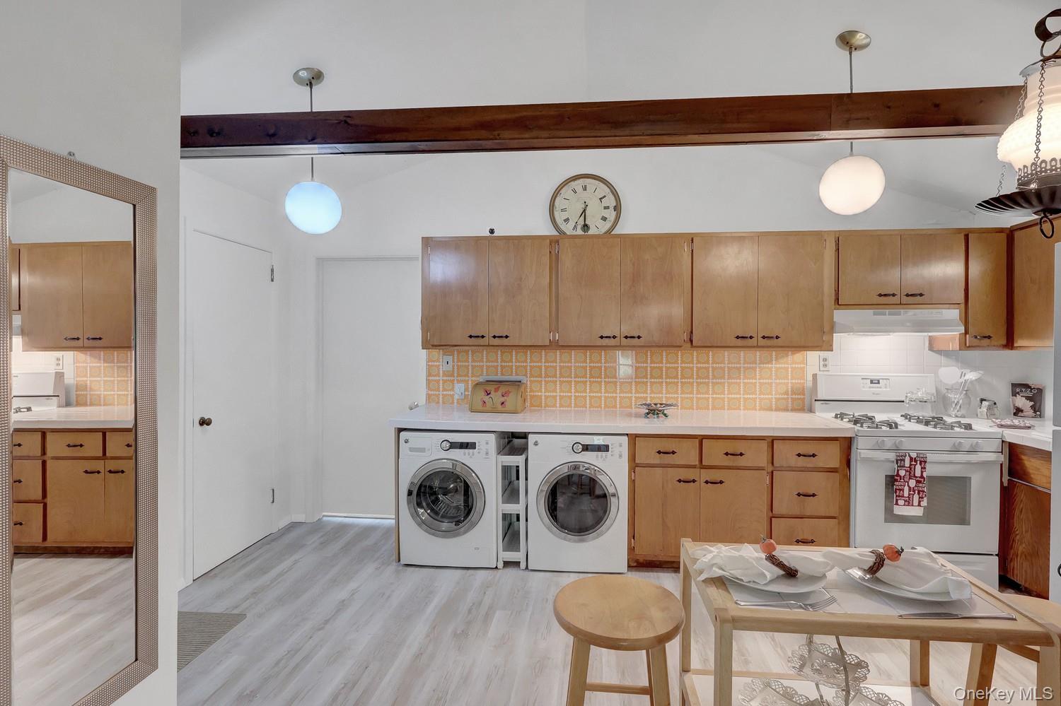 2 Lane I – For Sale photo 21
