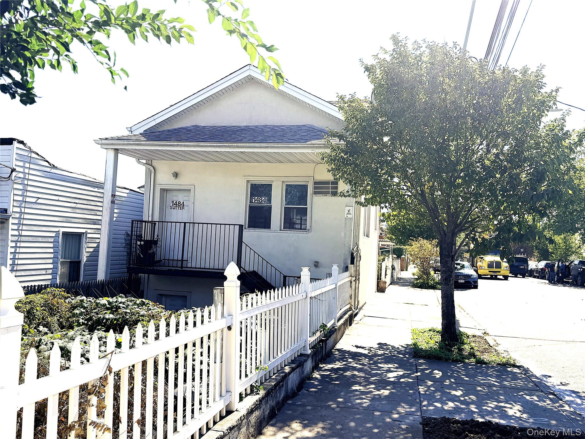1484 Sutter Avenue – For Sale photo 2