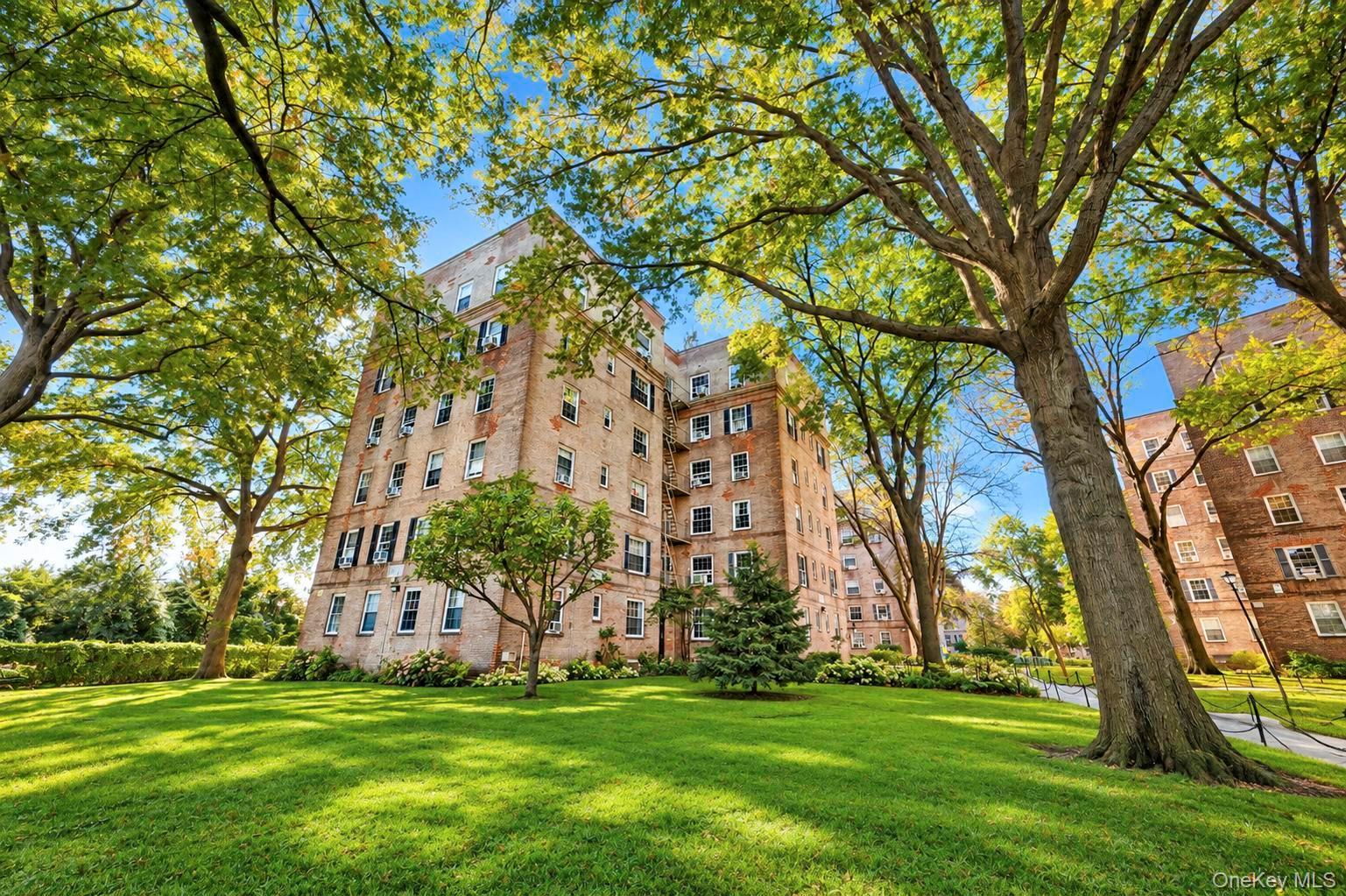 51-42 30th Avenue, Unit 4J photo 18