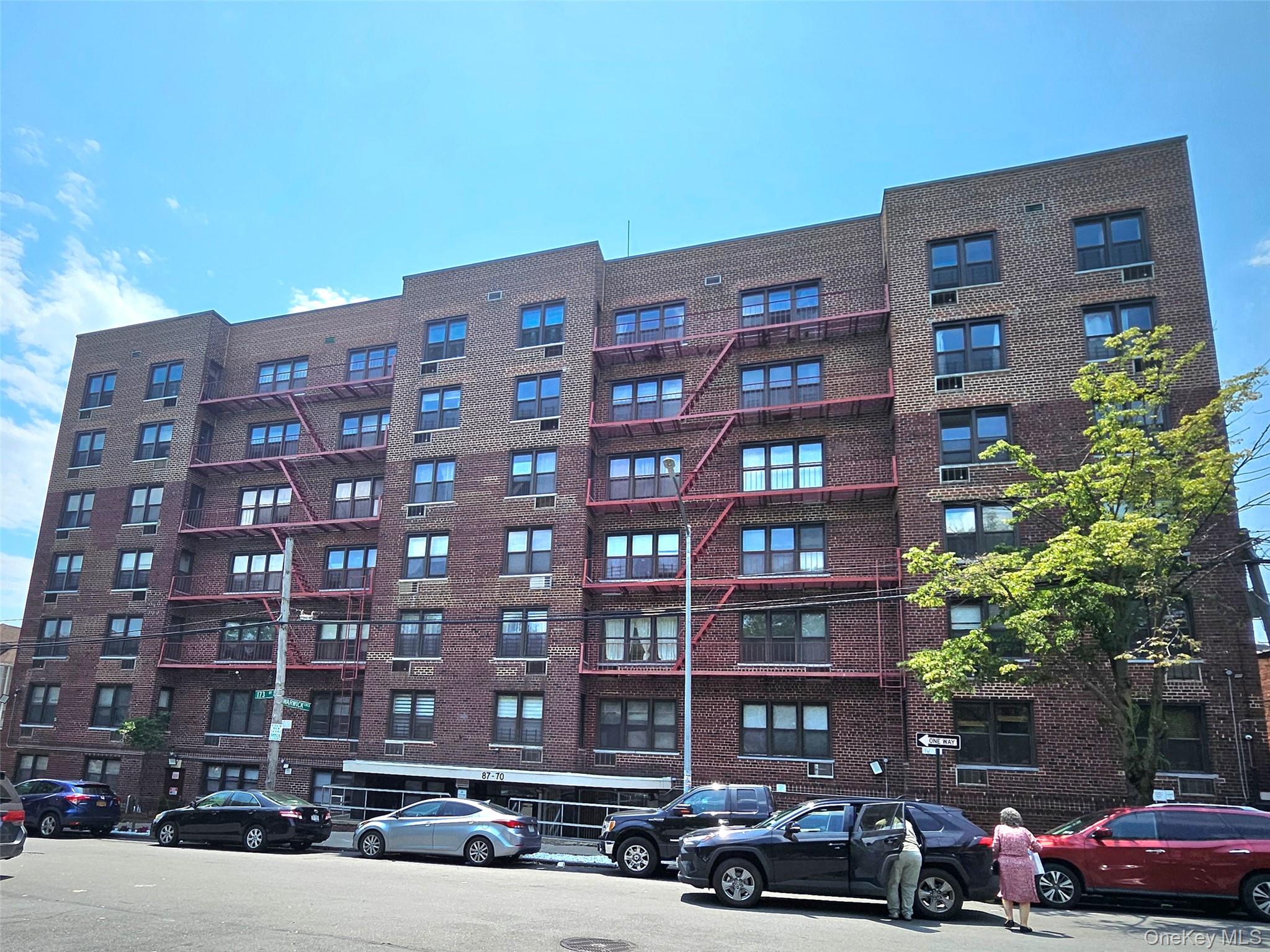 87-70 173rd Street, Unit 5P photo 2