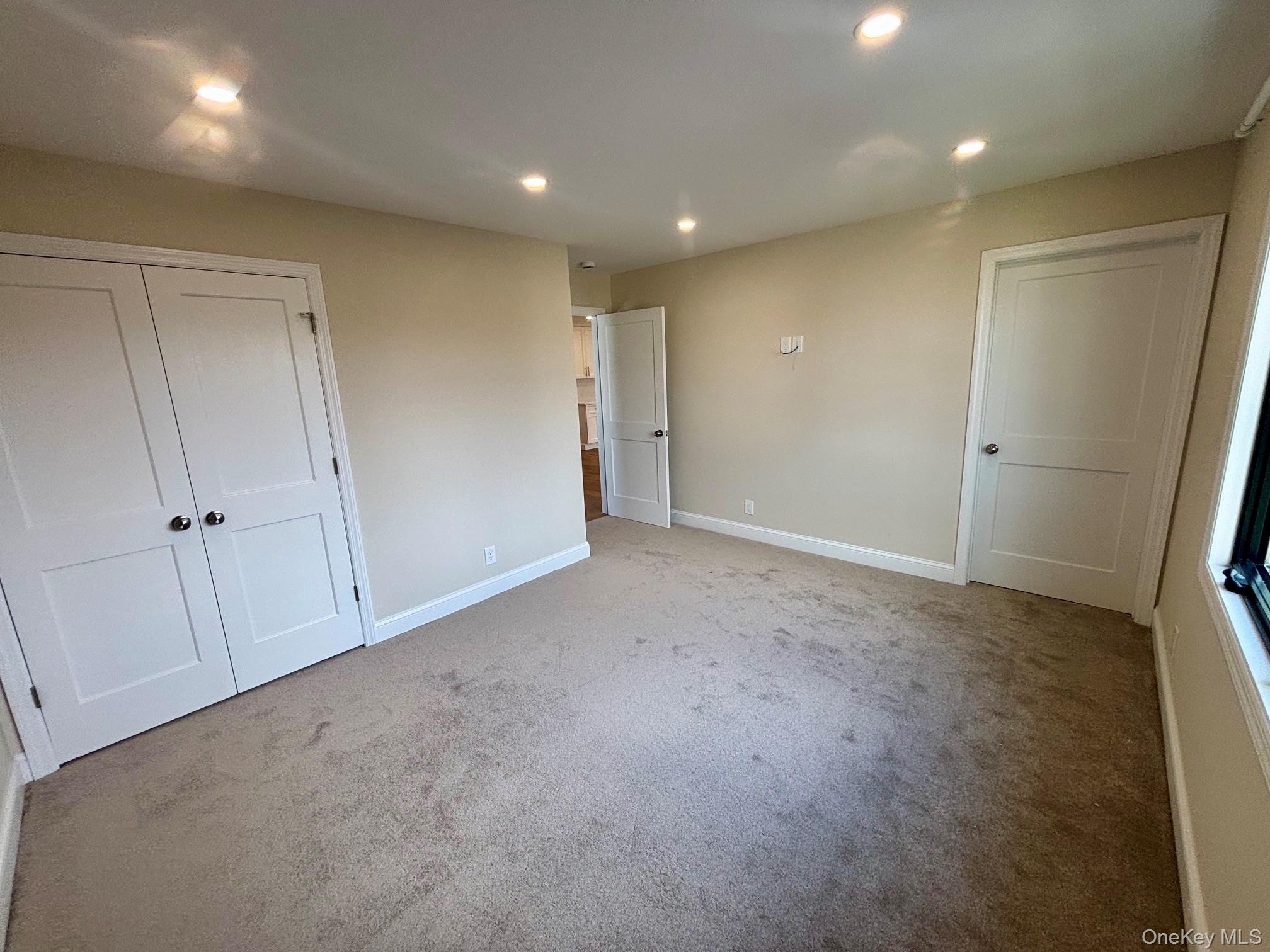 192 Roosevelt Avenue, Unit 2 photo 14