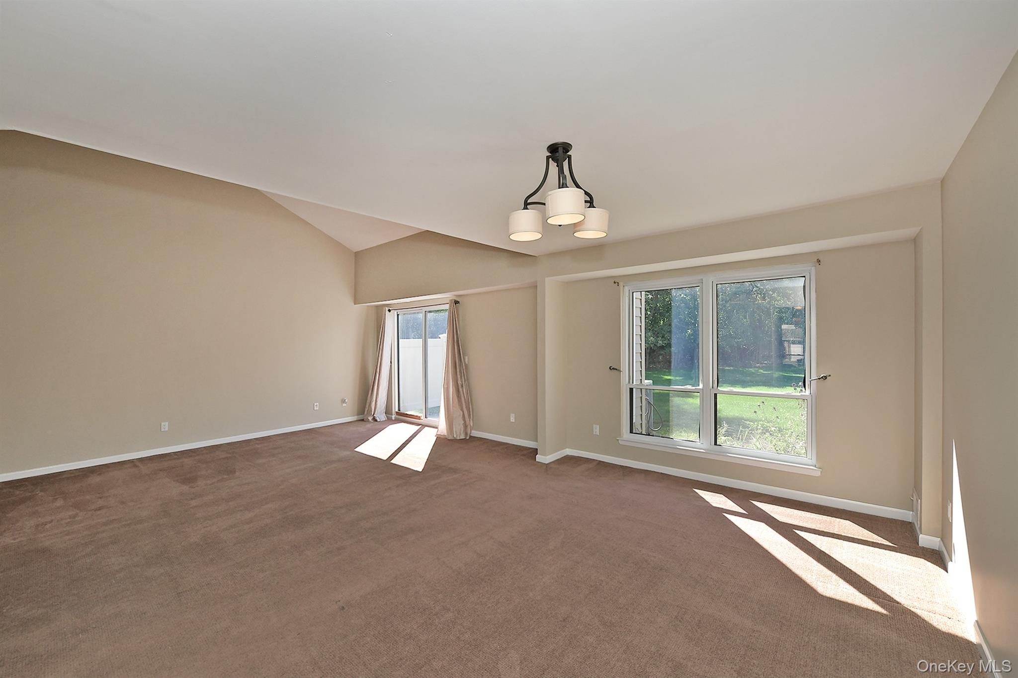 56 South Pond Lane – For Rent photo 13