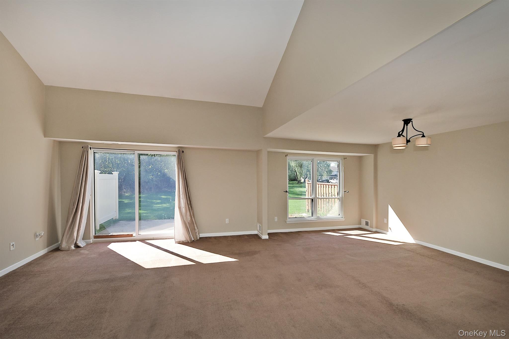 56 South Pond Lane – For Rent photo 14