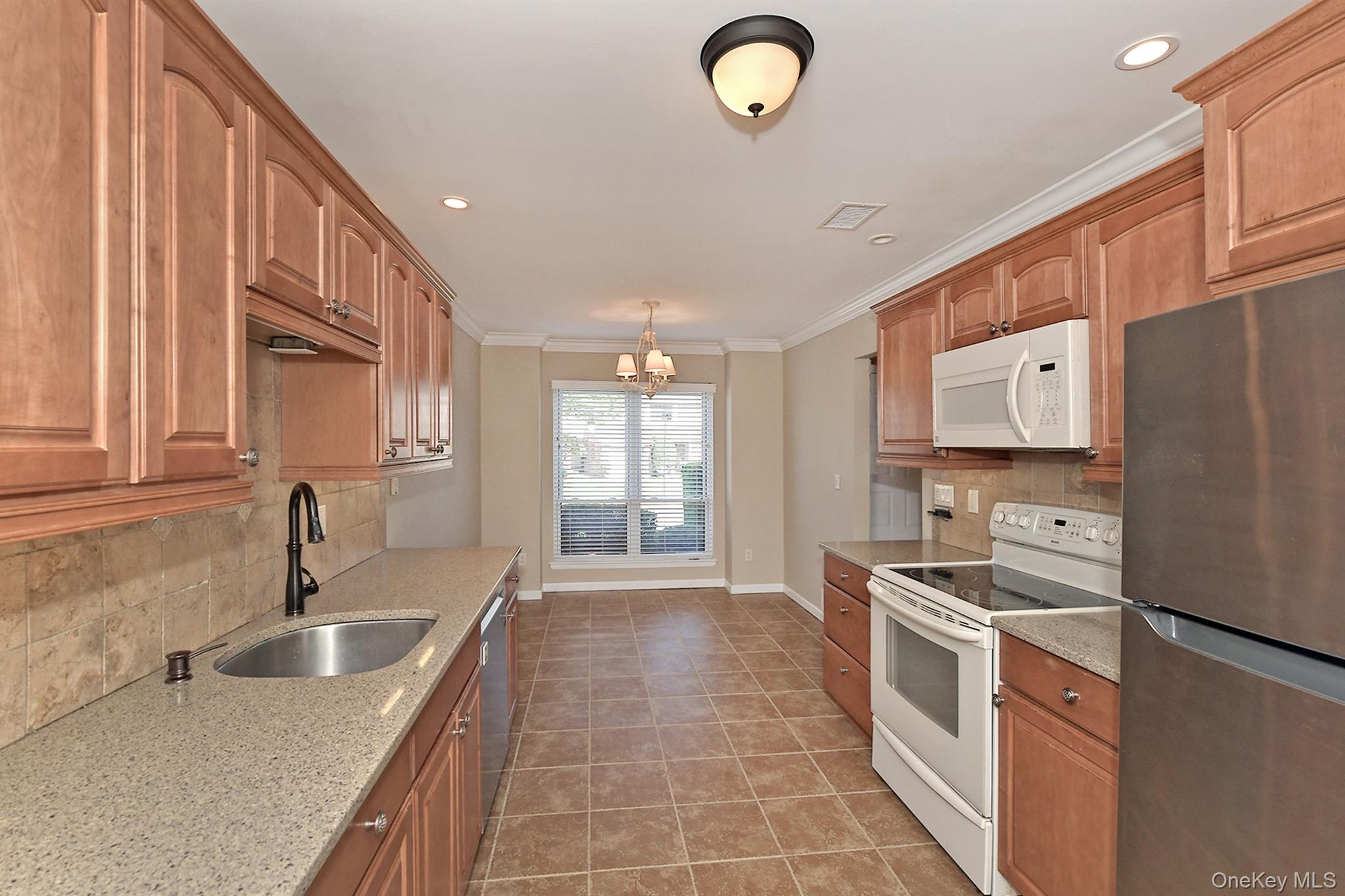 56 South Pond Lane – For Rent photo 10