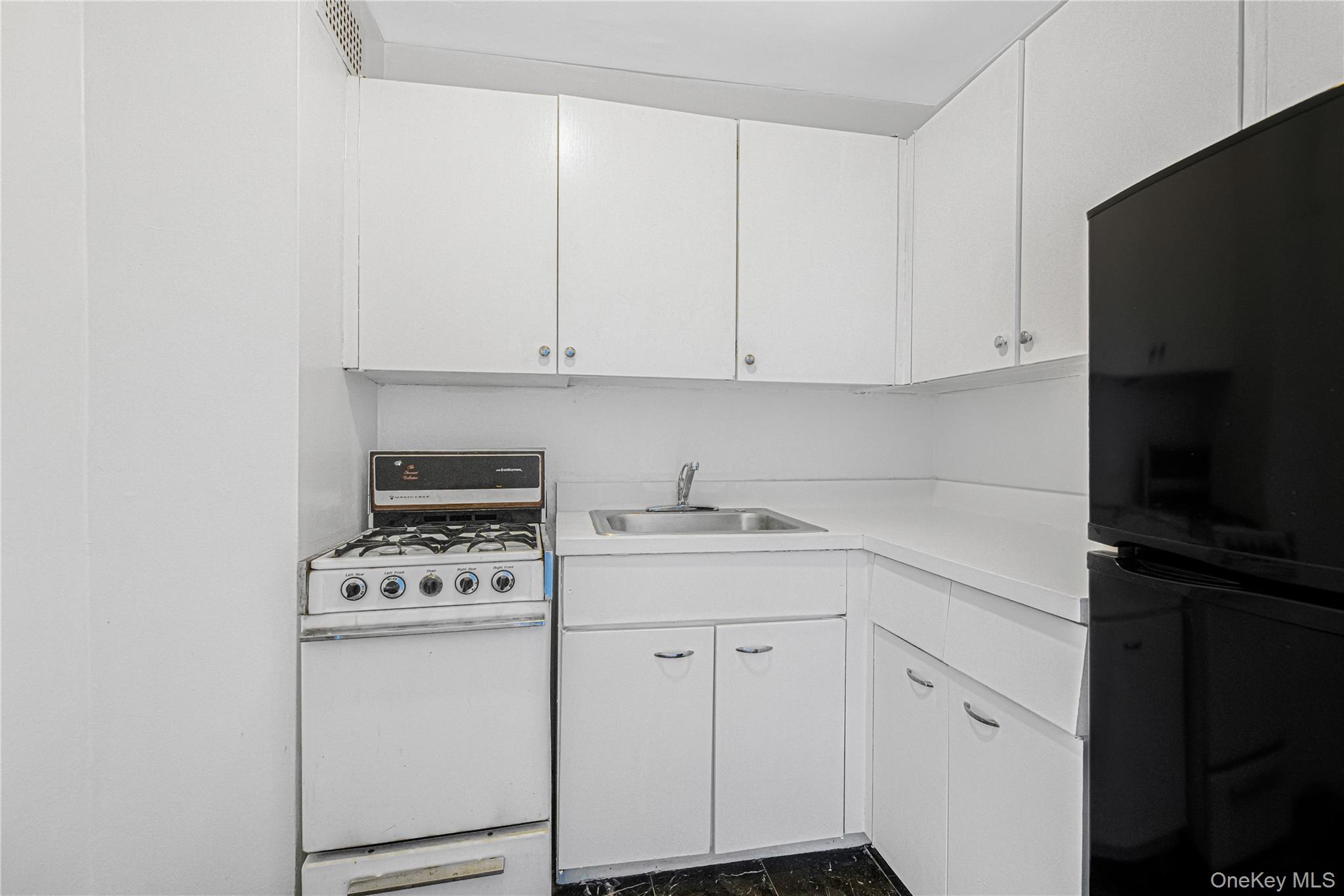 5800 Arlington Avenue, Unit 9P photo 6