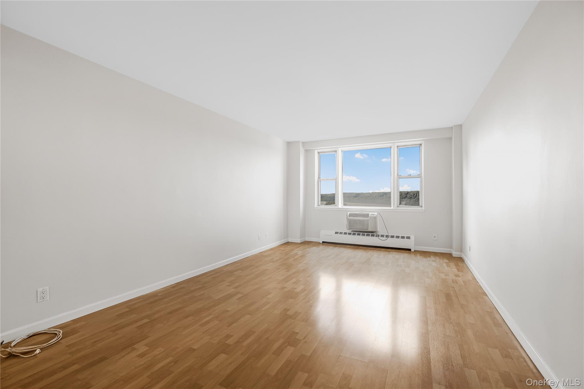 5800 Arlington Avenue, Unit 9P photo 3