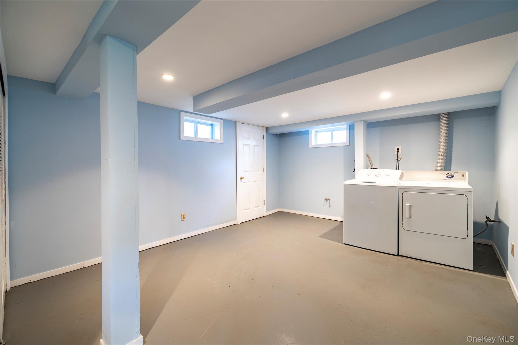 415 Whitehall Street – For Sale photo 2