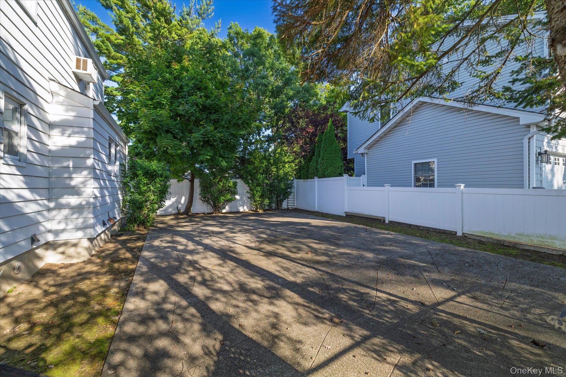 415 Whitehall Street – For Sale photo 26
