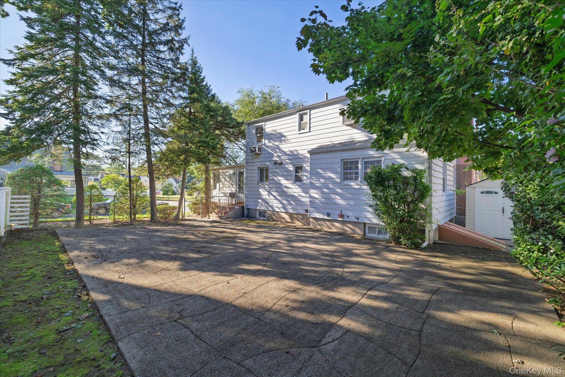 415 Whitehall Street – For Sale photo 24