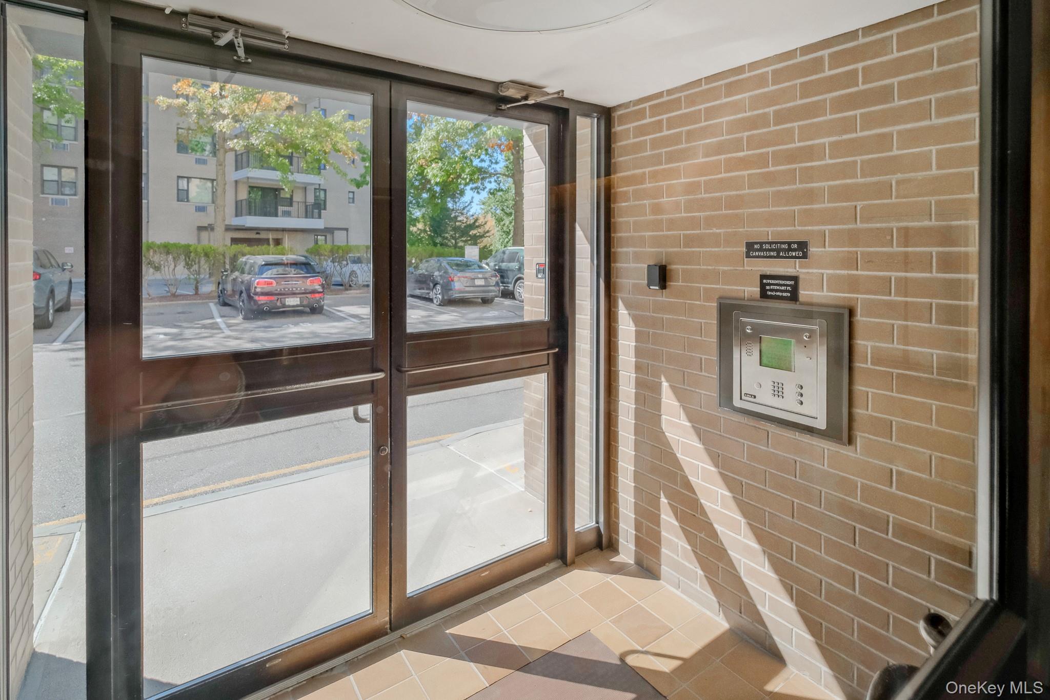 25 Stewart Place, Unit 418 photo 23