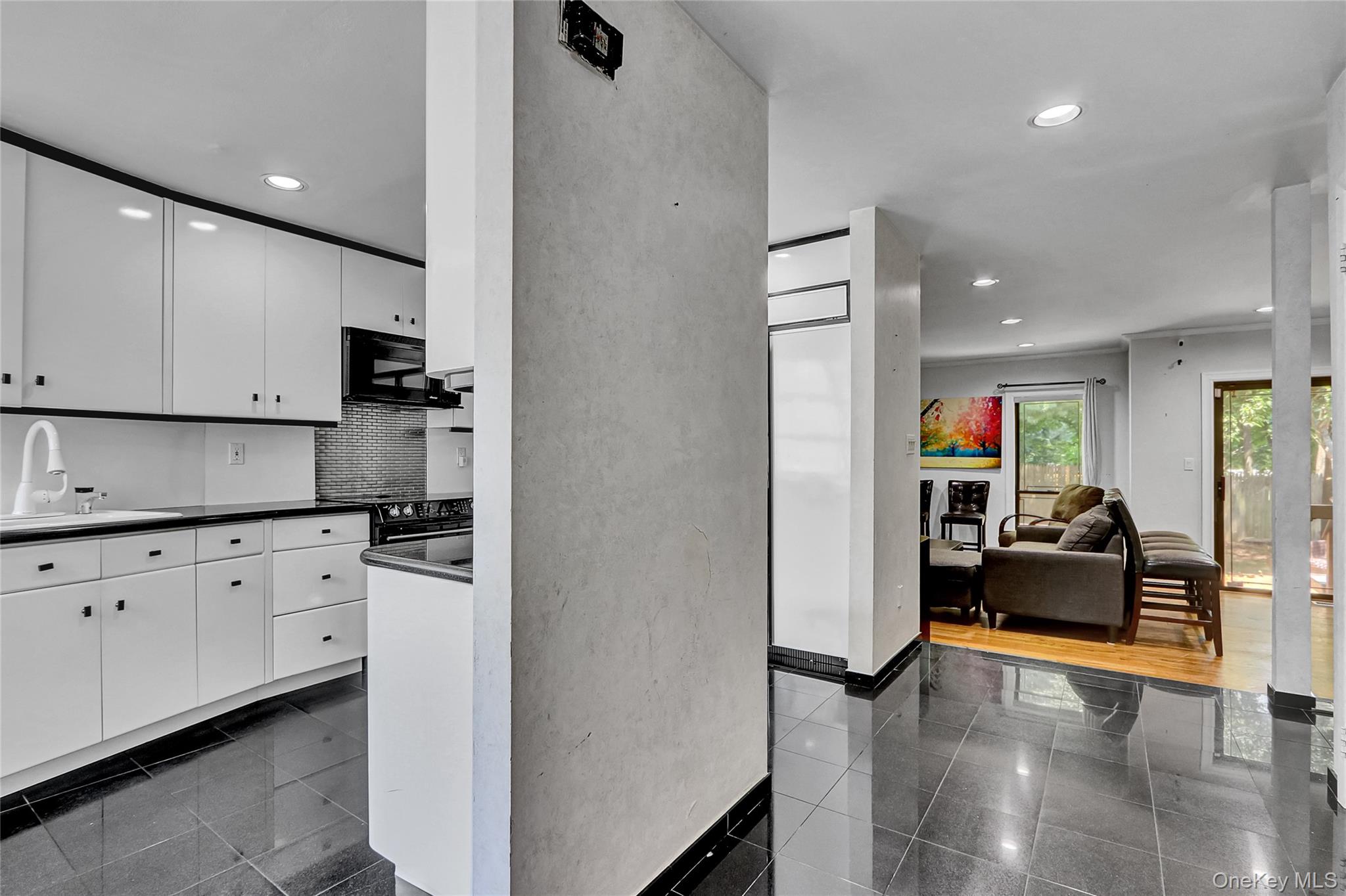 18 Villas Circle – For Rent photo 2