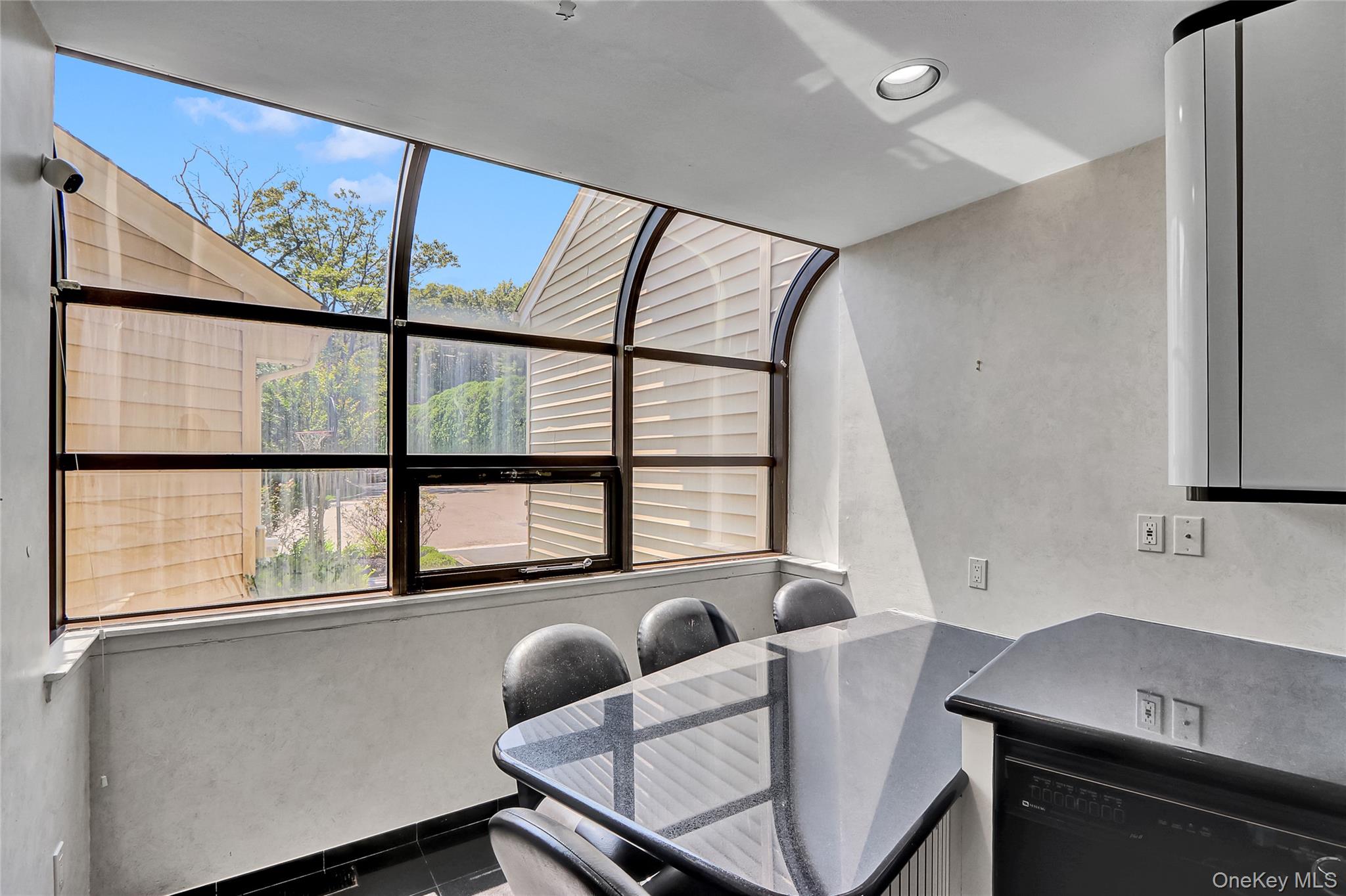 18 Villas Circle – For Rent photo 3