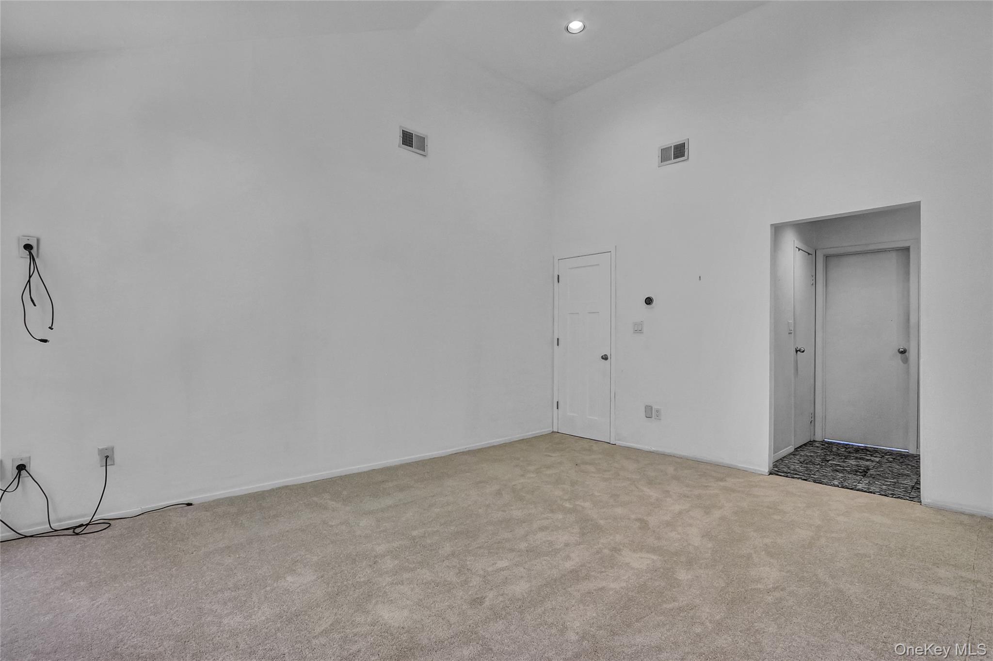 18 Villas Circle – For Rent photo 9