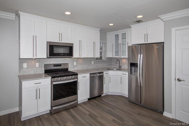 300 Village Green Drive, Unit 180 photo 3