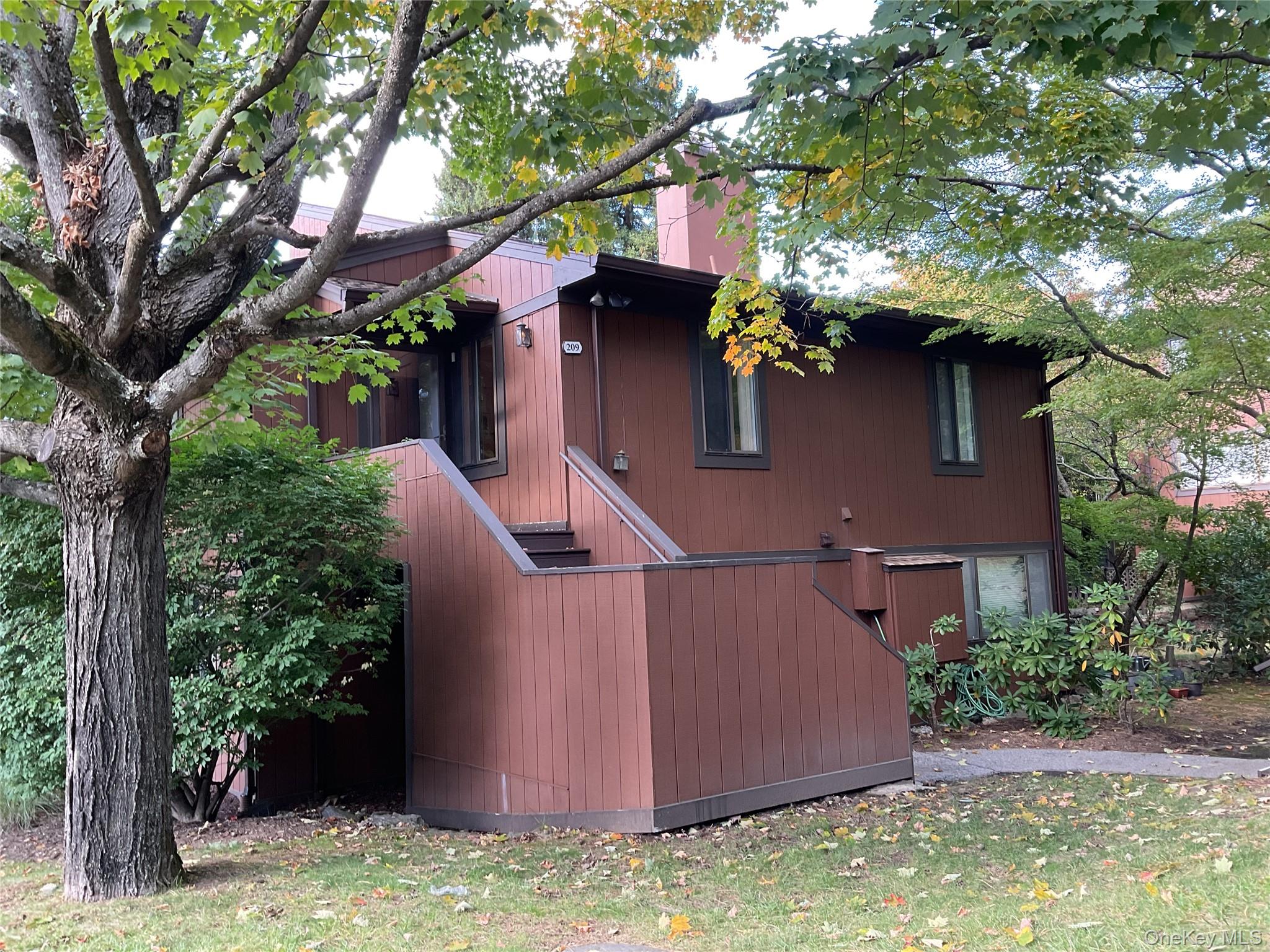 209 Martling Avenue – For Sale