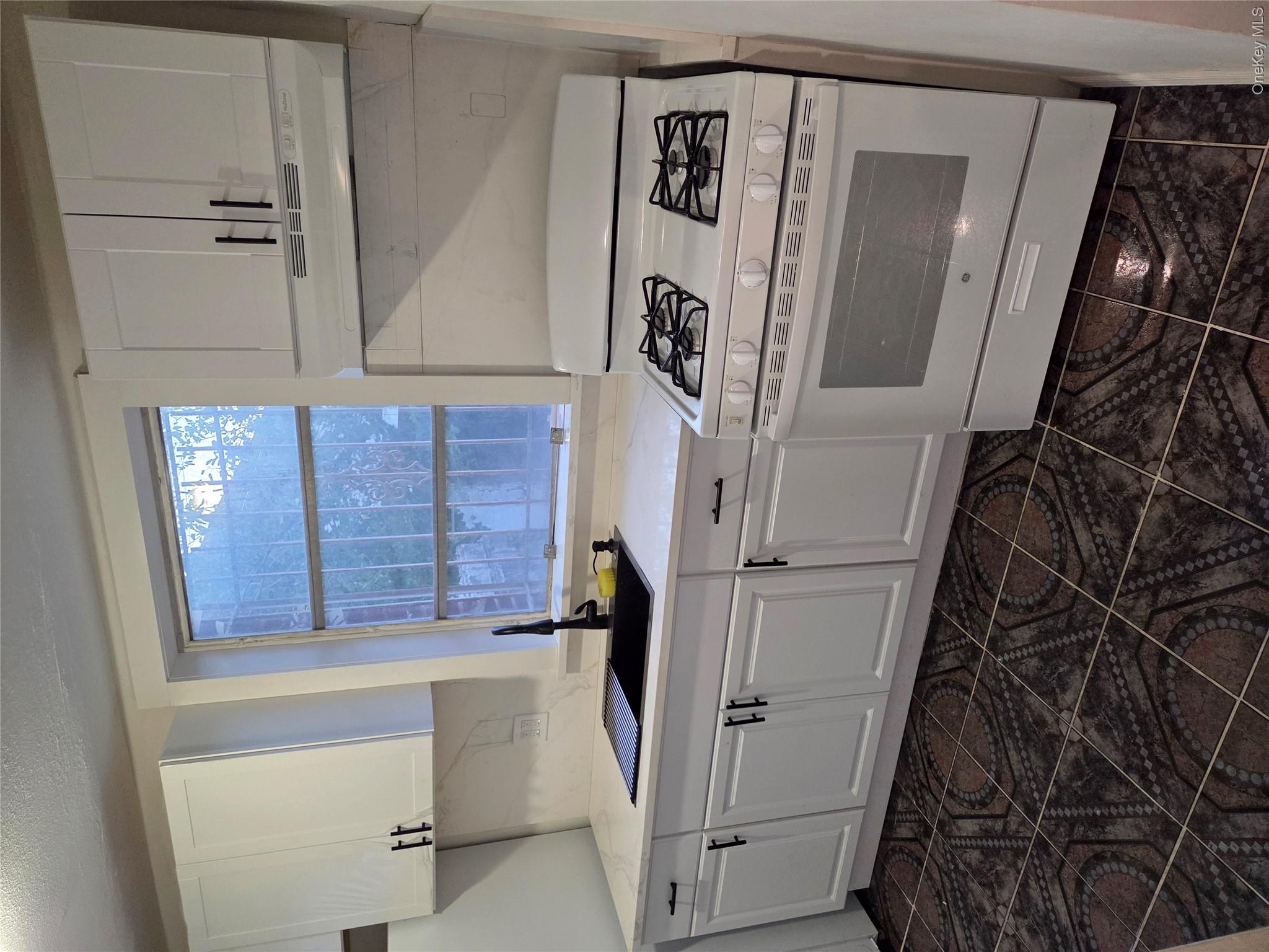 4 Highland Court – For Rent photo 4