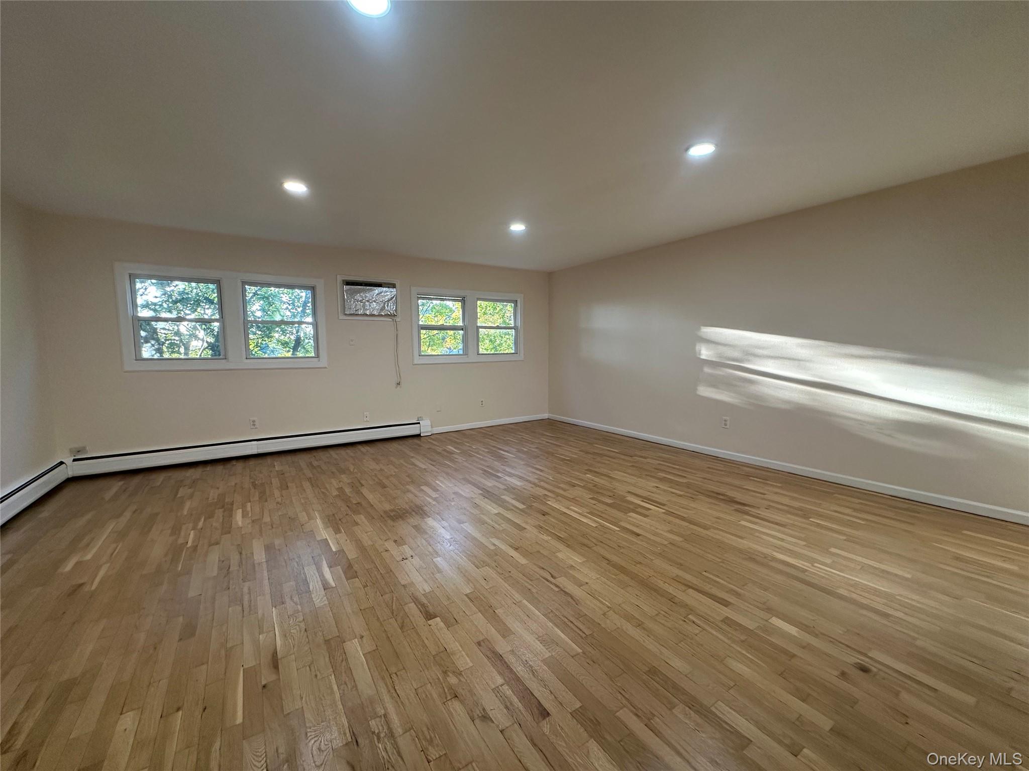 8 Patio Road – For Rent photo 3