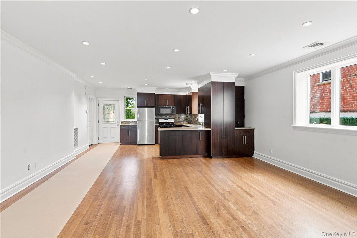 3533 Ropes Avenue – For Rent photo 5